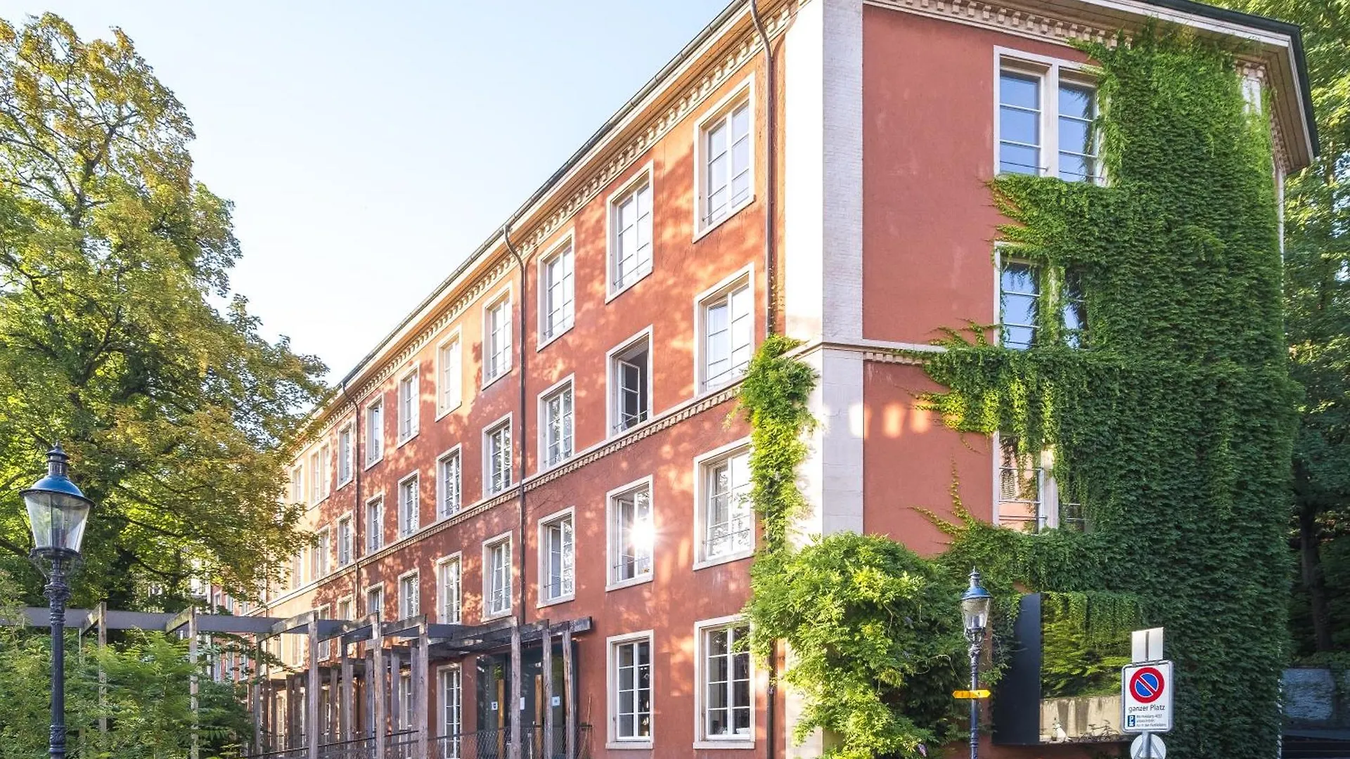 7 Zentrale Hotels nahe Kunstmuseum Basel - Ehrlicher Vergleich